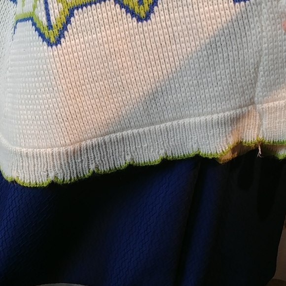 Vintage Cream Scallop Cape - Picture 7 of 13